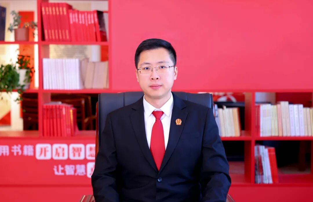 黑龙江省农垦中级法院党组书记、院长李松晓 (1).jpg